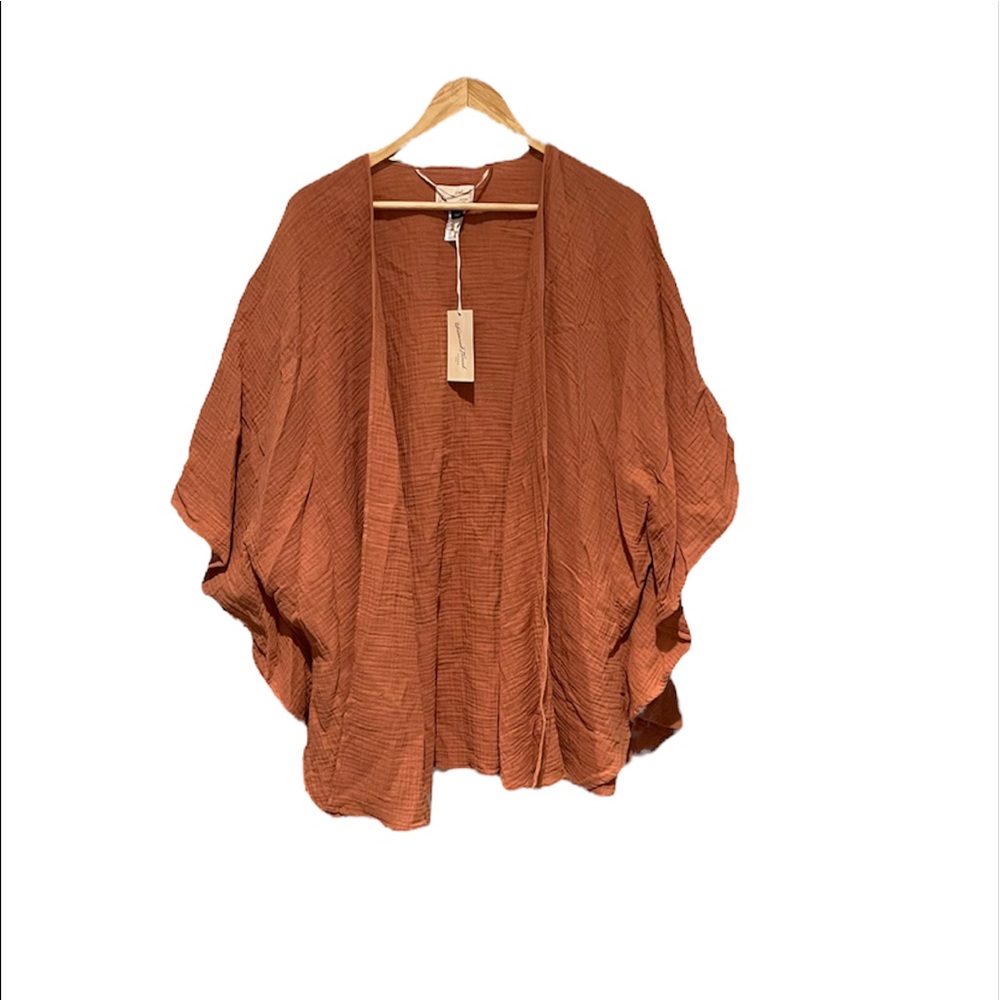 Universal Thread Rust Open Front Top - Picture 4 of 4
